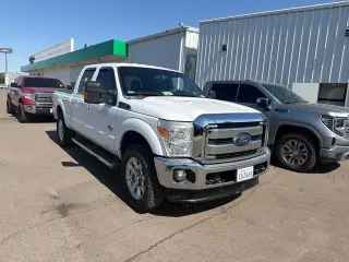 Ford F-250 Super Duty 2015 4x4 King Ranch 4dr Crew Cab 6.8 ft. SB Pickup
