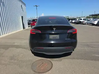 Tesla Model Y 2024 AWD Long Range 4dr Crossover