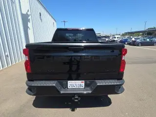 Chevrolet Silverado 1500 2024 4x2 Custom 4dr Crew Cab 5.8 ft. SB