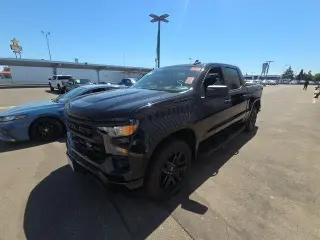 Chevrolet Silverado 1500 2024 4x2 Custom 4dr Crew Cab 5.8 ft. SB