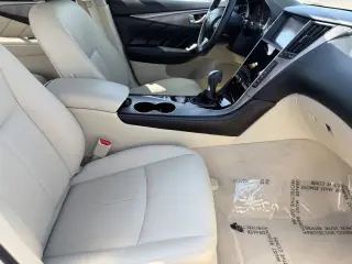 INFINITI Q50 2016 2.0T 4dr Sedan