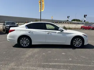 INFINITI Q50 2016 2.0T 4dr Sedan