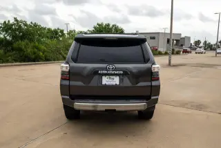 Toyota 4Runner 2020 4x4 SR5 4dr SUV