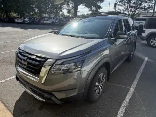 Nissan Pathfinder 2024 AWD SL 4dr SUV
