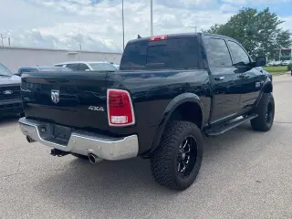 Ram 1500 2016 4x4 Laramie 4dr Crew Cab 5.5 ft. SB Pickup