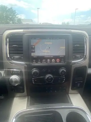 Ram 1500 2016 4x4 Laramie 4dr Crew Cab 5.5 ft. SB Pickup