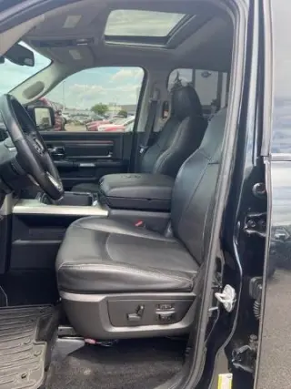 Ram 1500 2016 4x4 Laramie 4dr Crew Cab 5.5 ft. SB Pickup