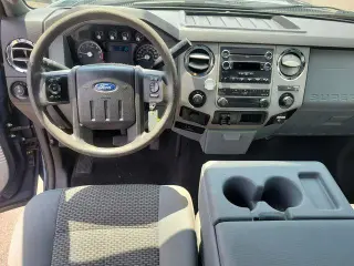 Ford F-250 Super Duty 2013 4x4 Lariat 4dr SuperCab 6.8 ft. SB Pickup