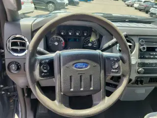Ford F-250 Super Duty 2013 4x4 Lariat 4dr SuperCab 6.8 ft. SB Pickup