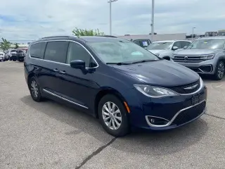 Chrysler Pacifica 2019 Touring L 35th Anniversary 4dr Mini-Van