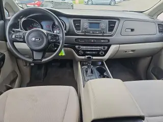 Kia Sedona 2017 LX 4dr Mini-Van