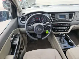 Kia Sedona 2017 LX 4dr Mini-Van