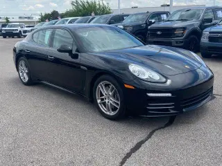 Porsche Panamera 2015 4dr Sedan