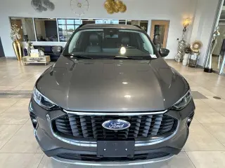 Ford Escape 2023 AWD Platinum 4dr SUV