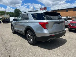 Ford Explorer 2023 AWD XLT 4dr SUV