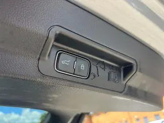 Ford Explorer 2023 AWD XLT 4dr SUV