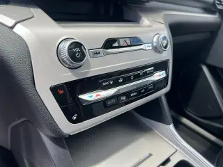 Ford Explorer 2023 AWD XLT 4dr SUV