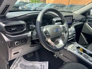 Ford Explorer 2023 AWD XLT 4dr SUV