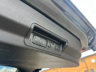 Ford Explorer 2023 AWD XLT 4dr SUV