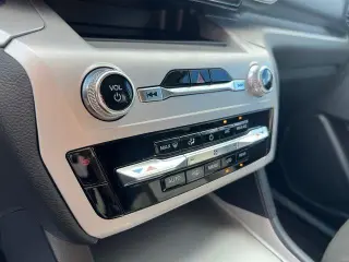 Ford Explorer 2024 AWD XLT 4dr SUV