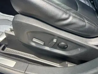 Ford Edge 2023 AWD Titanium 4dr Crossover