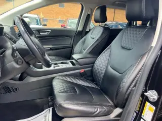Ford Edge 2023 AWD Titanium 4dr Crossover