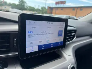 Ford Explorer 2023 AWD XLT 4dr SUV