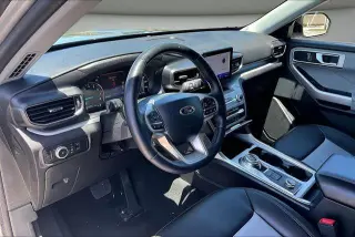 Ford Explorer 2023 AWD XLT 4dr SUV