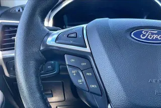 Ford Edge 2016 AWD Titanium 4dr Crossover