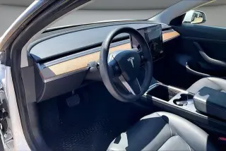 Tesla Model 3 2021 Standard Range Plus 4dr Sedan