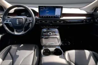 Lincoln Nautilus 2022 AWD Reserve 4dr SUV