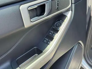 Ford Explorer 2023 AWD XLT 4dr SUV