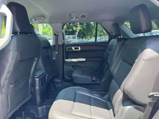 Ford Explorer 2023 AWD XLT 4dr SUV