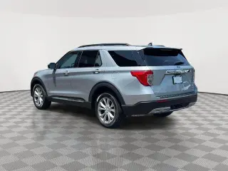 Ford Explorer 2023 AWD XLT 4dr SUV