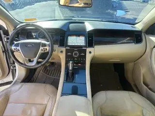 Ford Taurus 2017 AWD Limited 4dr Sedan