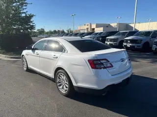 Ford Taurus 2017 AWD Limited 4dr Sedan