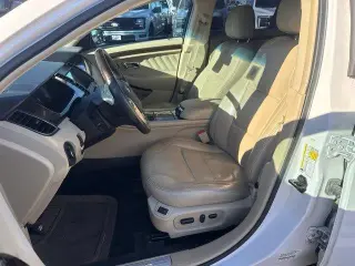 Ford Taurus 2017 AWD Limited 4dr Sedan