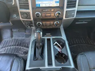 Ford F-150 2018 4x4 King Ranch 4dr SuperCrew 5.5 ft. SB