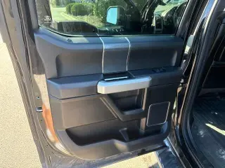 Ford F-150 2018 4x4 King Ranch 4dr SuperCrew 5.5 ft. SB