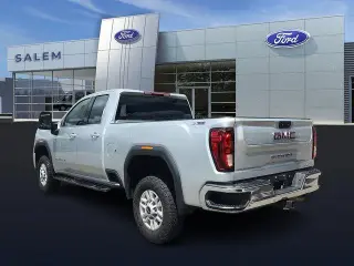 GMC Sierra 2500HD 2022 4x4 SLE 4dr Double Cab SB