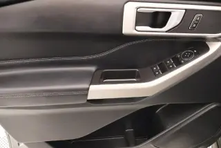 Ford Explorer 2023 AWD XLT 4dr SUV