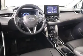 Toyota Corolla Cross 2024 AWD XLE 4dr Crossover