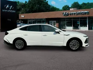 Hyundai SONATA Hybrid 2025 SEL 4dr Sedan