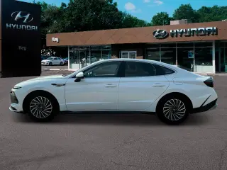 Hyundai SONATA Hybrid 2025 SEL 4dr Sedan