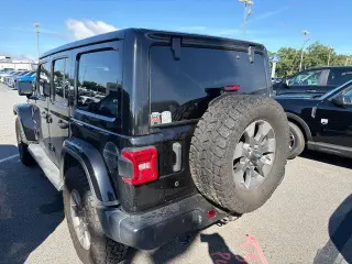 Jeep Wrangler Unlimited 2018 4x4 Sahara 4dr SUV (midyear release)