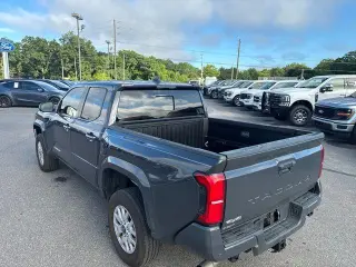 Toyota Tacoma 2024 4x4 TRD Sport 4dr Double Cab 6.1 ft LB