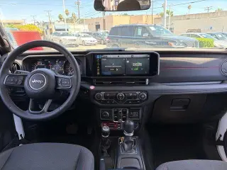 Jeep Wrangler 2025 4x4 Rubicon 4dr SUV