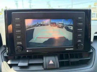 Toyota RAV4 2020 LE 4dr SUV