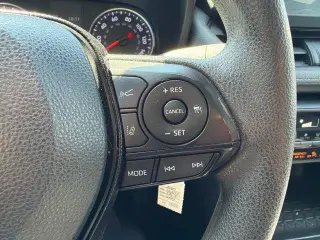 Toyota RAV4 2020 LE 4dr SUV