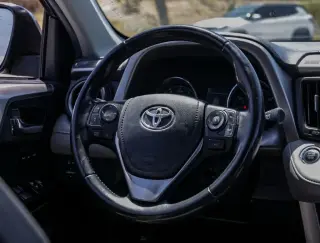 Toyota RAV4 2017 Limited 4dr SUV